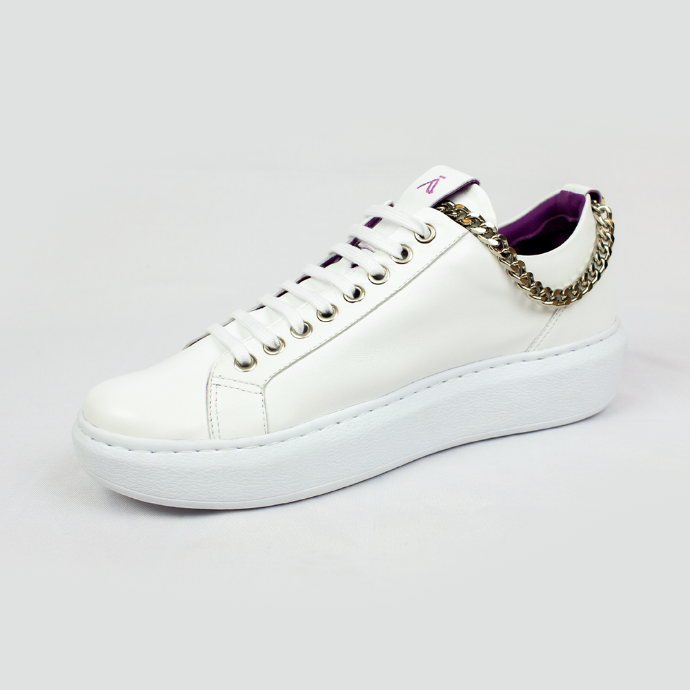 Women's Handmade Leather Gym Shoes With Accent Chain